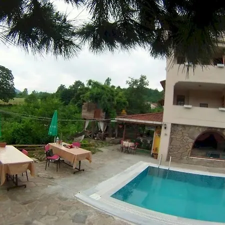 Kaltur Boutique ヤロヴァ