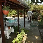 Nyaraló Kaltur Boutique *